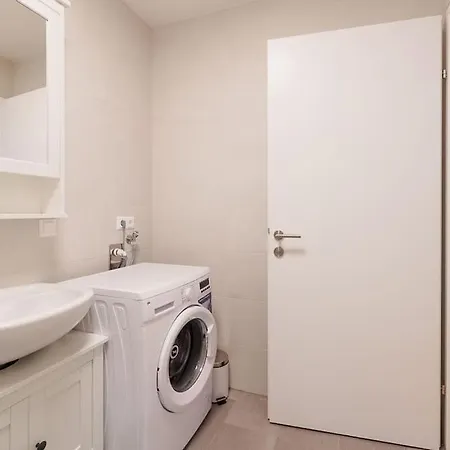 New! Convenient Viennalove Apartment Wienmeidling Exteriér fotografie