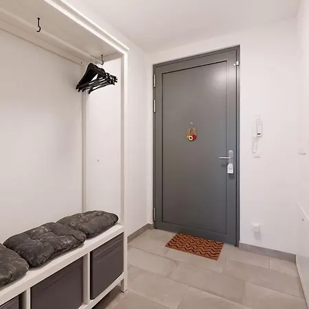 New! Convenient Viennalove Apartment Wienmeidling Exteriér fotografie